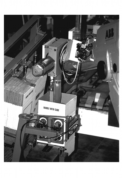 IMG: Robot Arm Tool in operation